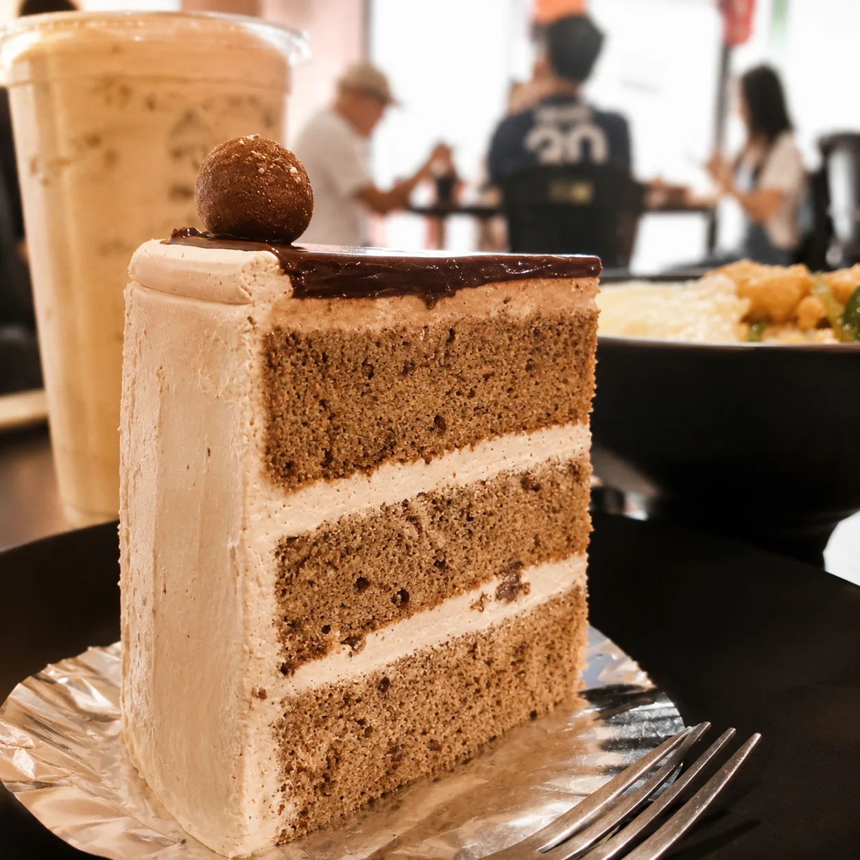饭后蛋糕 · Cake of the Day